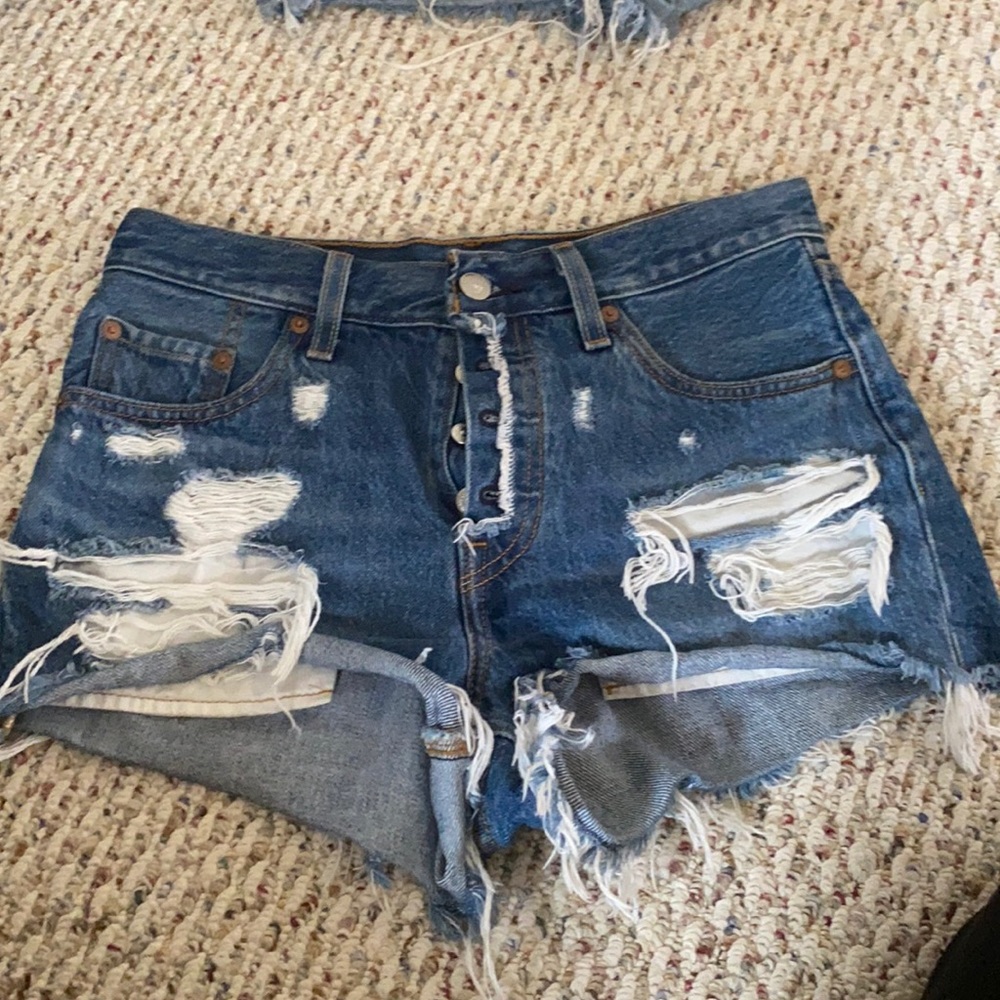 levi 501 dark denim shorts